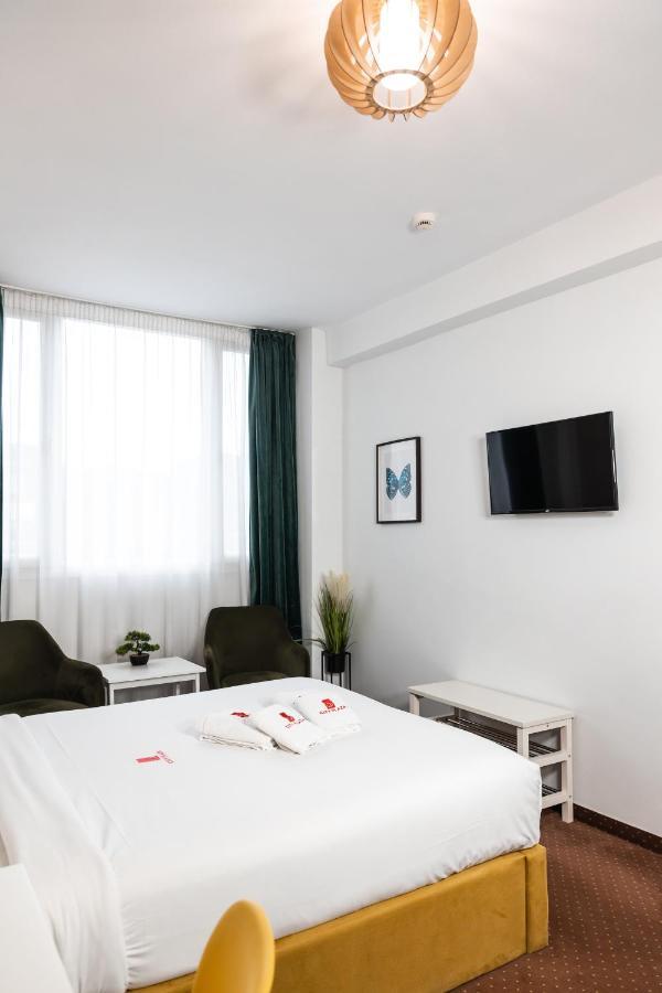 City Plaza Apartments & Rooms Thessaloniki Exterior foto
